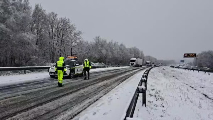 La borrasca Ingrid provoca problemas y restricciones en la circulación en Galicia