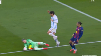 Jugada polémica donde Escandell terminó con amarilla por mano