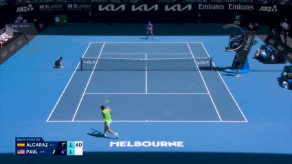 Carlos Alcaraz alcanza los cuartos de final en Australia