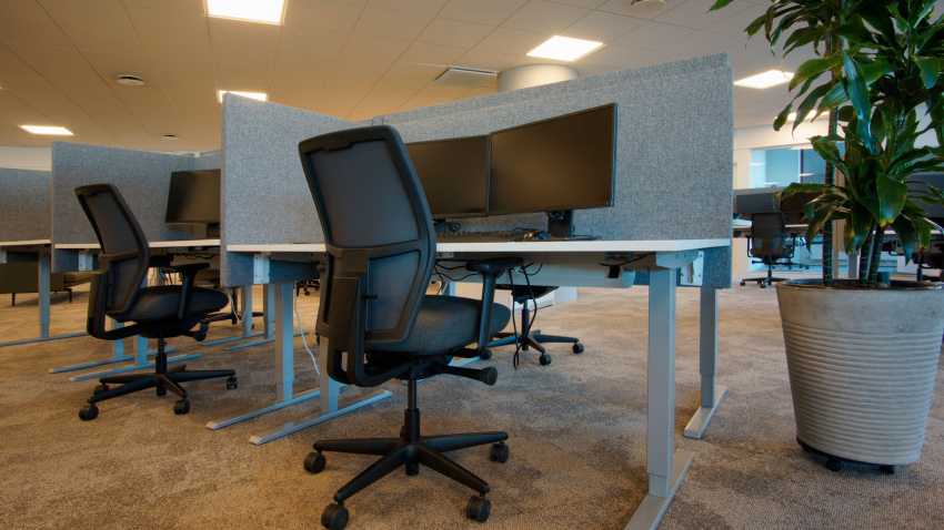 Silla vacía en la oficina de una empresa