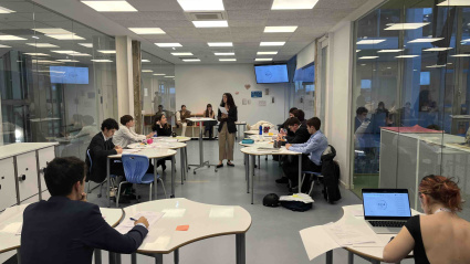 Participarán 70 equipos, 43 en la modalidad de español y 27 en inglés.