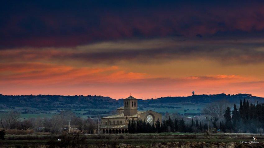 La ermita de Salas acoge con una de las romerías más populares de Huesca