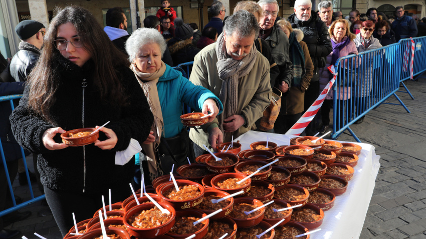 Palencia celebra la festividad de Las Candelas, en honor a su patrona la Virgen de la Calle, de la mano de actividades litúrgicas y lúdicas