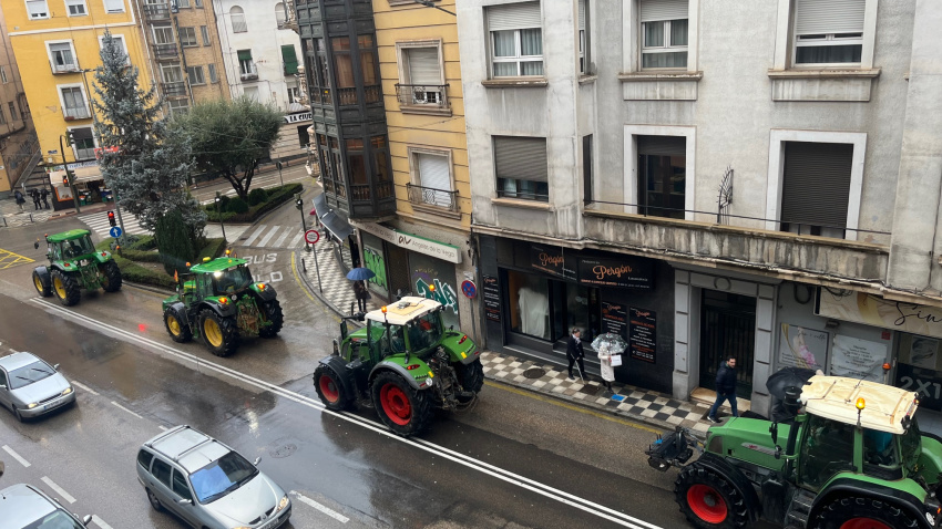Tractores en Hurtado de Mendoza