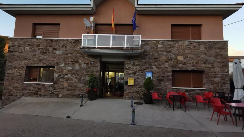 El bar de Beratón está ligado al albergue del municipio de ahí que sea un servicio esencial para el municipio soriano