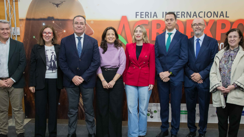 Foto de familia de la inauguración de Agroexpo