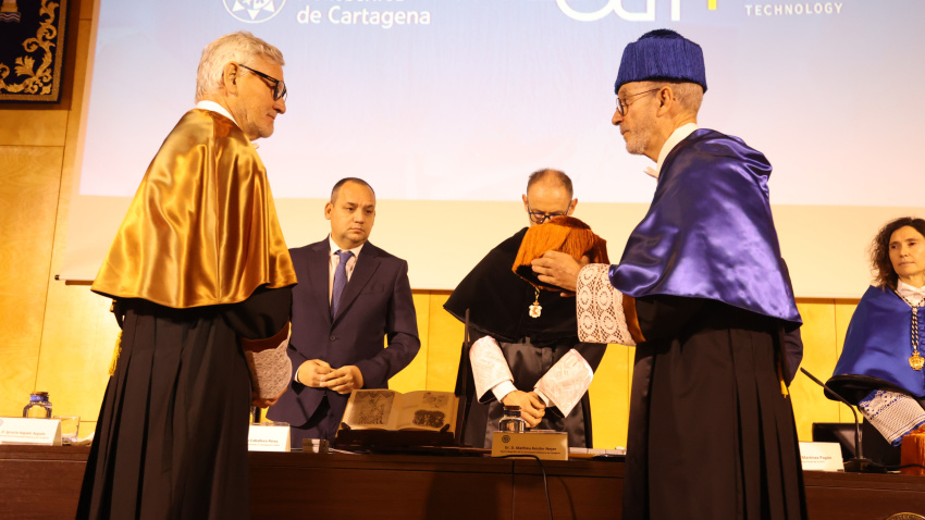 Nombramiento Honoris Causa