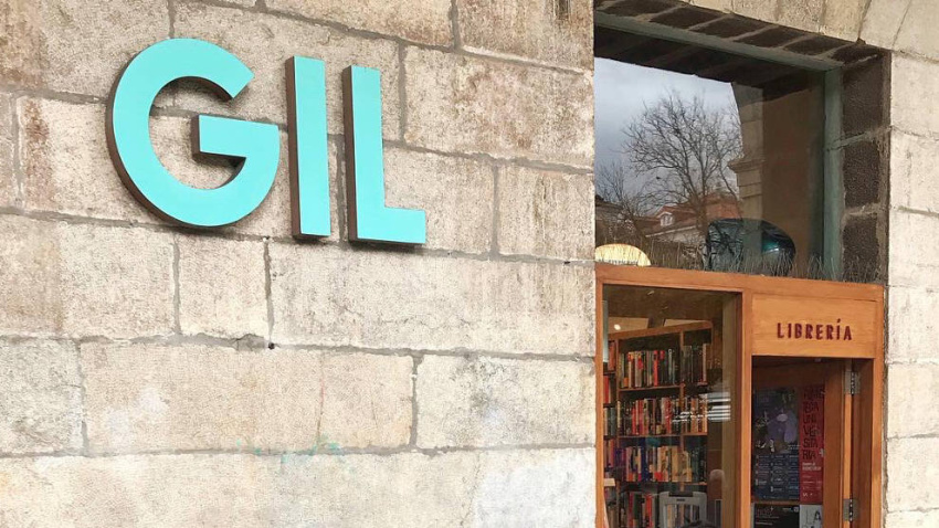 Librería Gil en la Plaza de Pombo, Santander