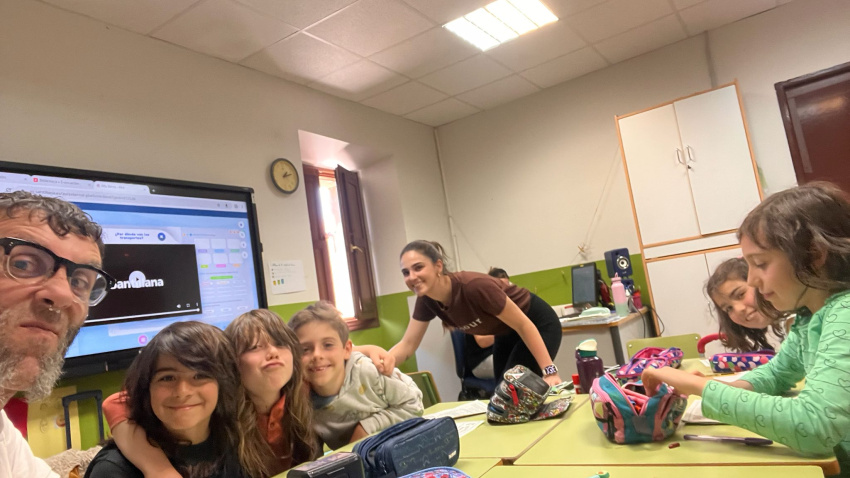 Diego Marín Continente en uno de los talleres rurales