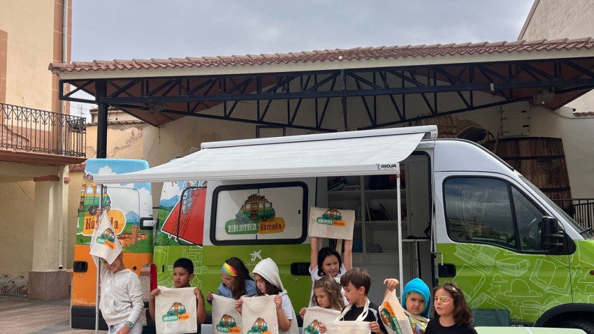 La Biblioteca Nómada en una de sus paradas