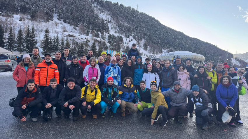 Cientos de palentinos están disfrutando de las ‘Convivencias en la Nieve’, actividad organizada por la Diputación de Palencia en las mejores estaciones de esquí