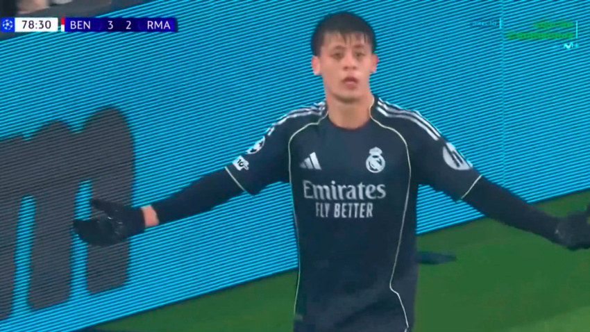 El enfado de Güler al ser cambiado durante el Benfica-Real Madrid