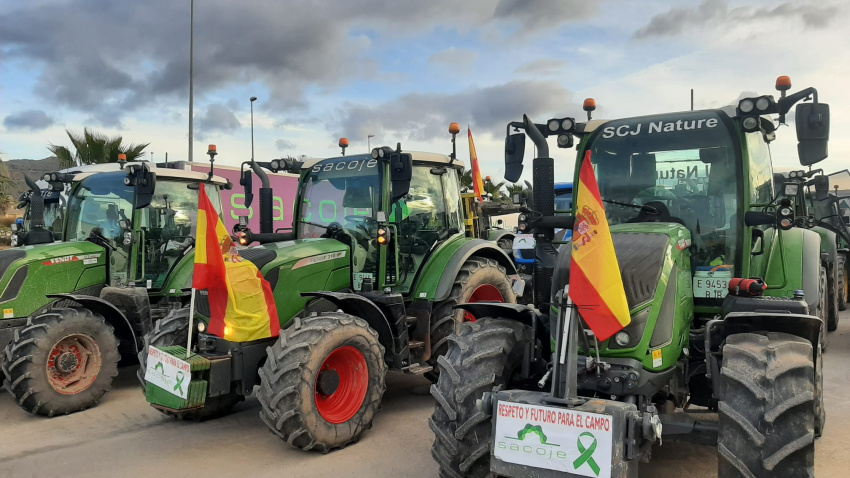 Tractores preparados para la marcha