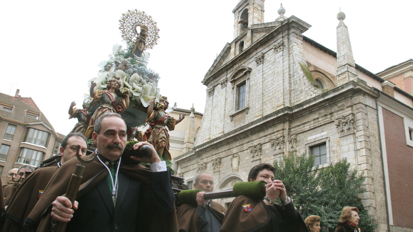 Procesión de la Virgen de la Calle de camino a la Catedral