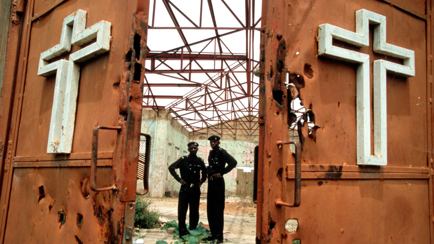 Los musulmanes radicales destruyeron este templo cristiano en Nigeria