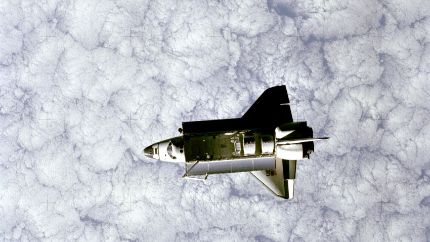 El transbordador espacial Challenger visto desde el espacio