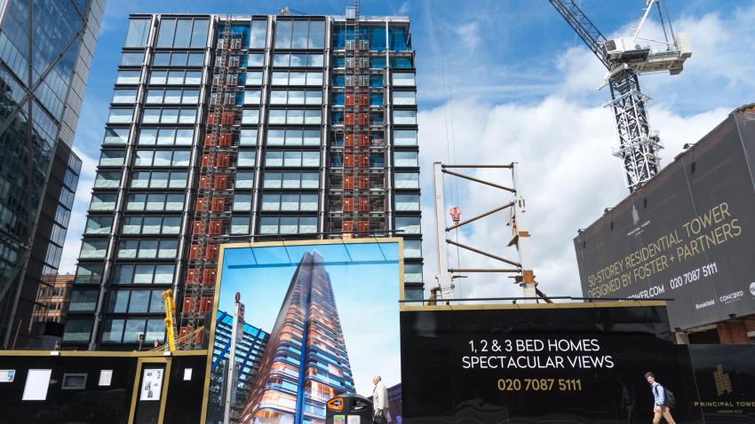 Nuevo proyecto inmobiliario de apartamentos en construcción