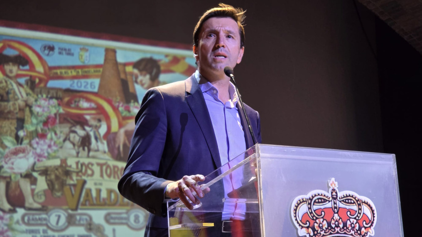 Santiago Villena, alcalde de Valdemorillo, en El Albero