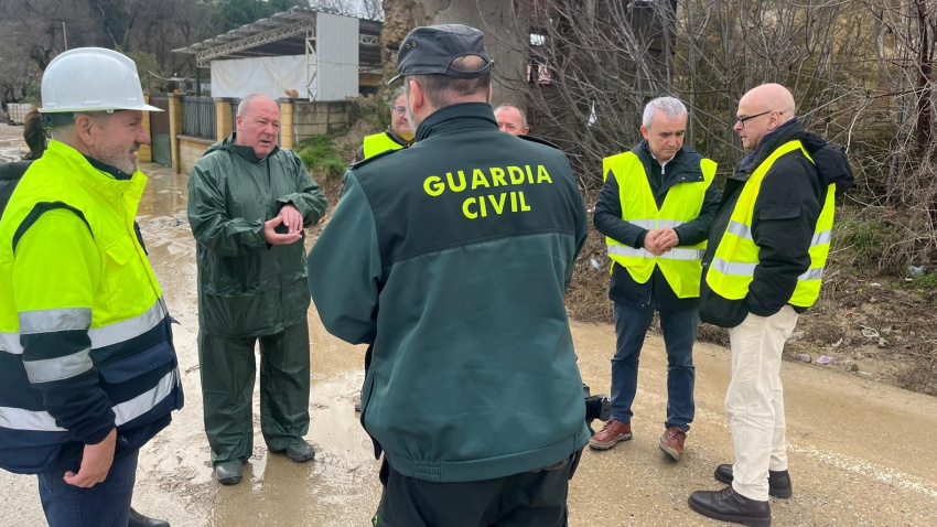 El subdelegado del Gobierno inspecciona las zonas afectadas por el temporal