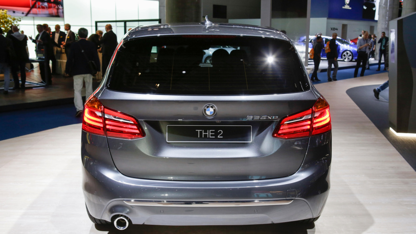 El fabricante de automóviles alemán BMW presenta el BMW 225xe Active Tourer en el Salón del Automóvil de Ginebra 2019.