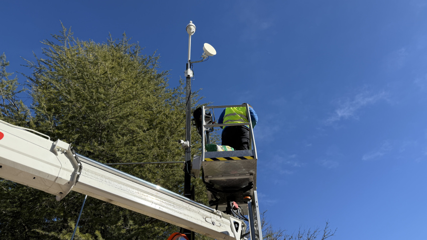 Instalación de una cámara de videovigilancia