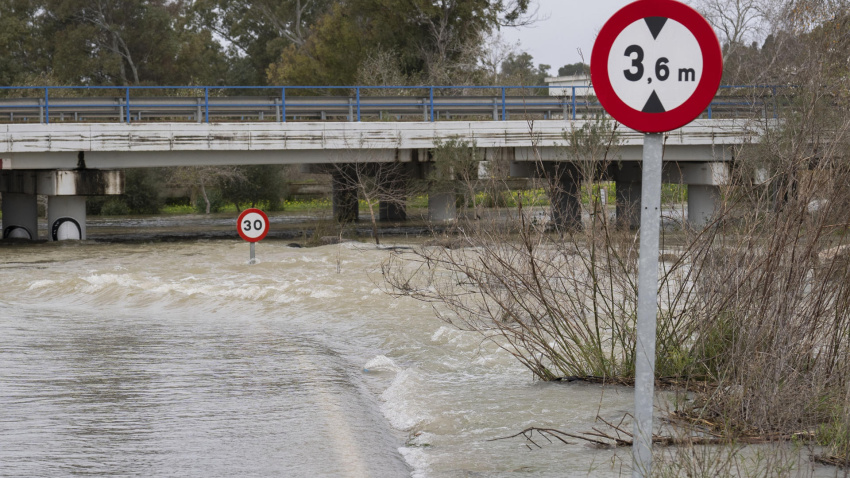Zonas inundadas en la ribera del río Guadalete en Jerez de la Frontera (Cádiz