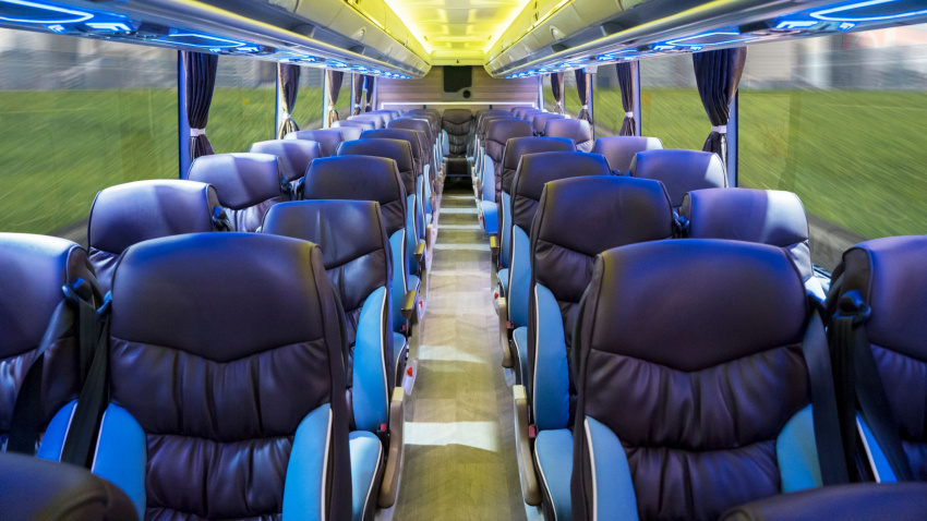 Foto de archivo del interior de un autobús