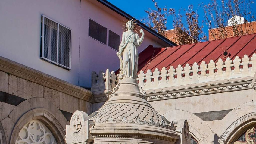 Estatua de la Libertad en Madrid. Foto de Álvaro German Vilela | Shutterstock.com