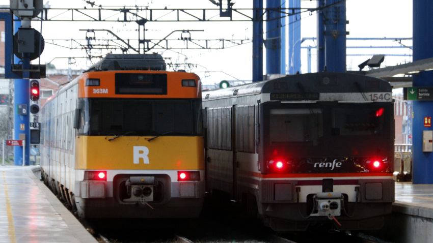 A lo largo de la mañana se han producido supresiones de algunos trenes y la incidencia se ha notado especialmente en las líneas R1, R4 y R2 sur