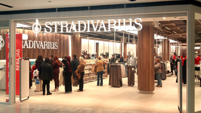 Stradivarius contará con mayor superficie en el Centro Comercial Salera