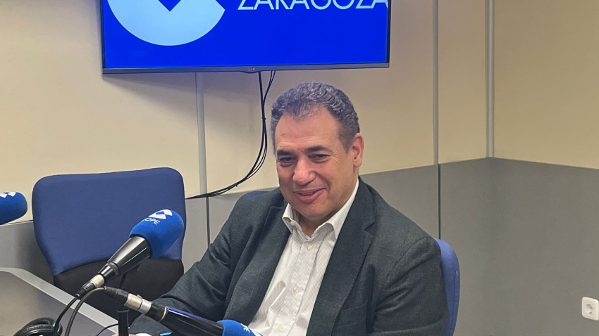 Benito Tesier en un momento de la entrevista con Ángel Expósito.