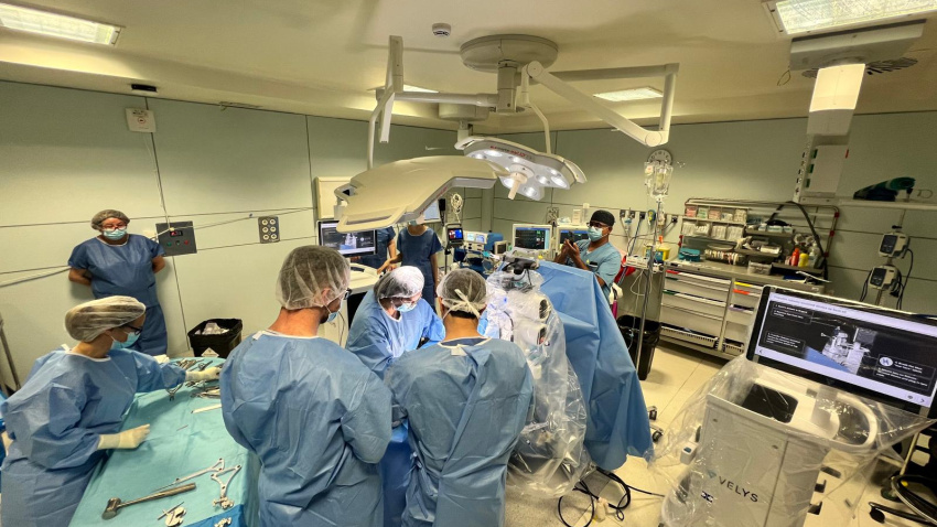 Robot quirúrgico de rodilla en el hospital de Ávila