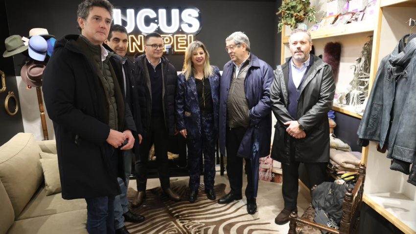 José González visitó las instalaciones de Donapel