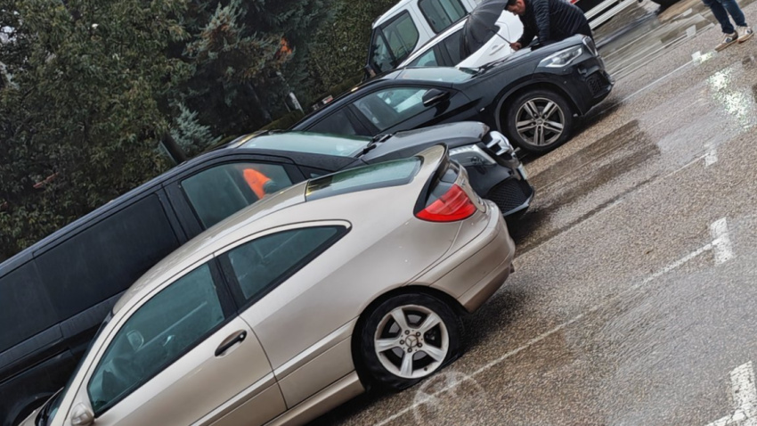 Vehículos afectados en la A4