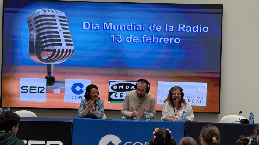 Consoli Romero (Onda Cero), Mireia Morollón (SER) y José Manuel F. Almazán (COPE), unidos por un amor común: la radio