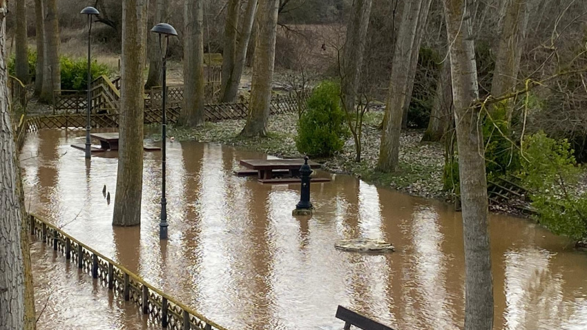 Situación del río Arlanza en Quintana del Puente (Palencia)