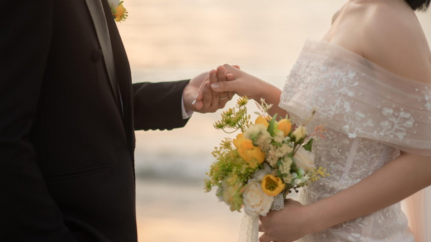 Sin embargo, en el terreno de la atracción sentimental, la lógica se invierte por completo.