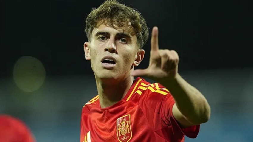 Niño el día de su debut, que acabó con gol en Kosovo.