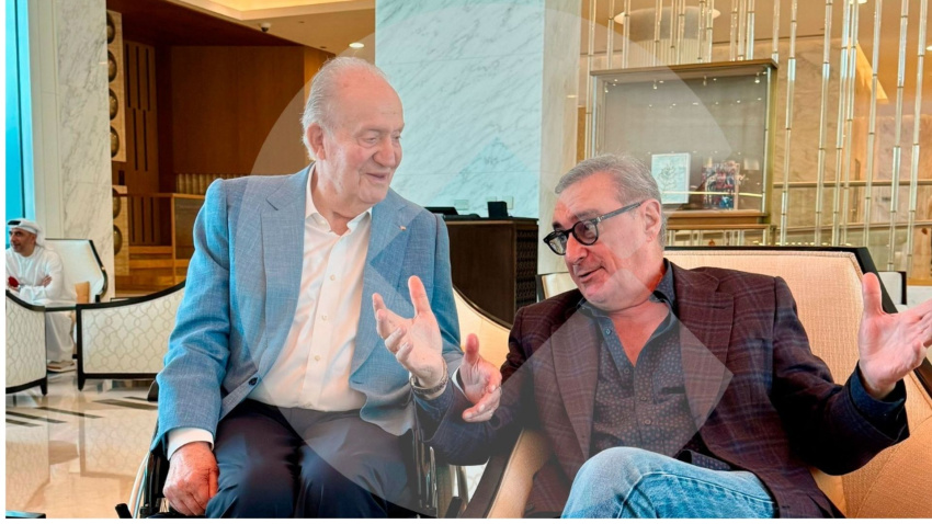 El rey don Juan Carlos con Carlos Herrera en Abu Dabi. Foto exclusiva COPE