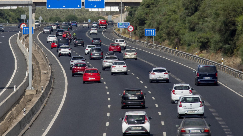 Carretera A49 a la altura de Umbrete en dirección a Sevilla