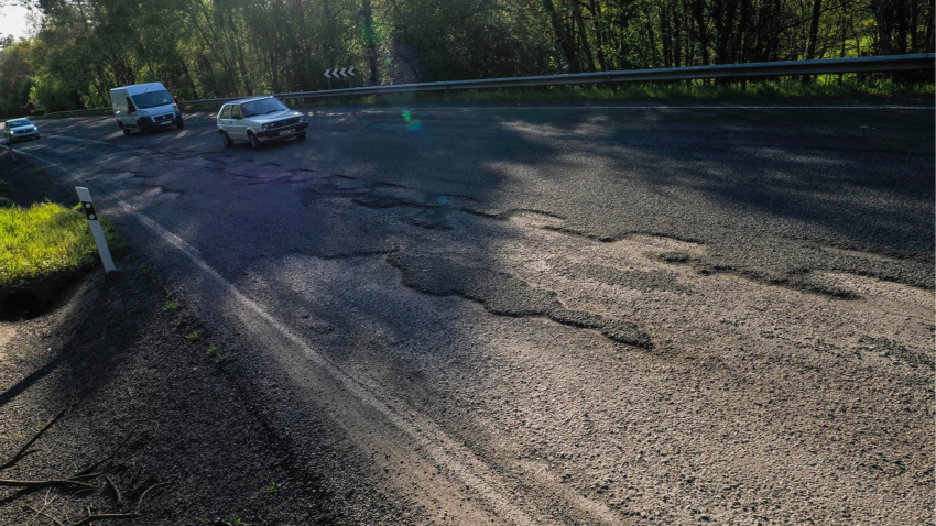 Fotografía de recurso del estado de una carretera en Lugo