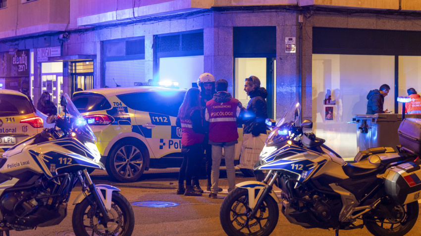 Fallece una niña al precipitarse por una ventana en la Calle Valencia