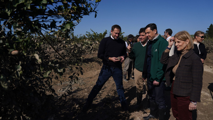 El comisario europeo de Agricultura en Jerez
