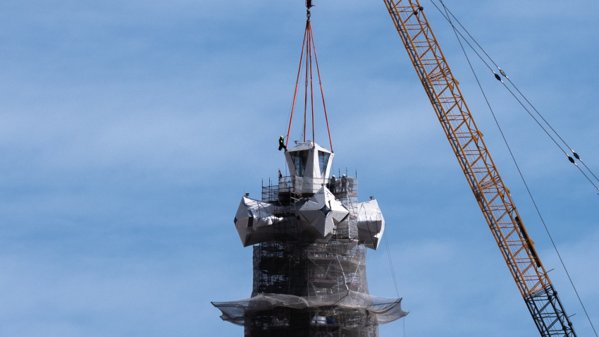 la misa de las nueve de la mañana estaba tan concurrida que "era imposible entrar"