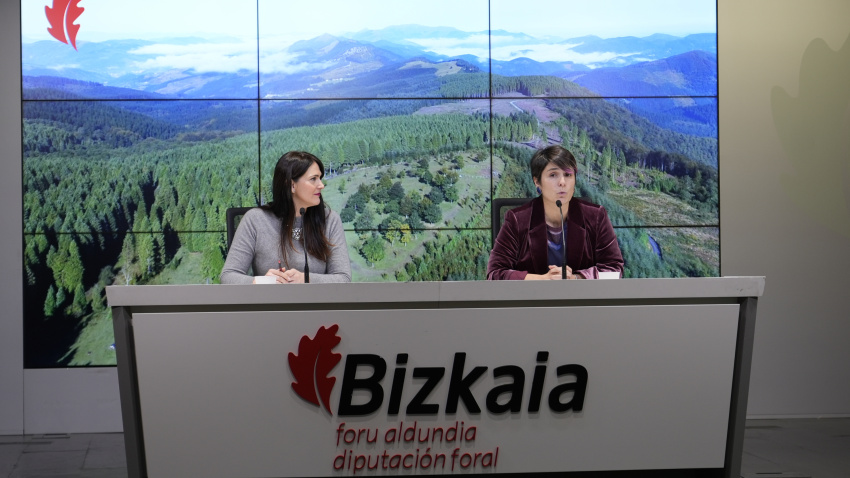 Leixuri Arrizabalaga y Arantza Atutxa