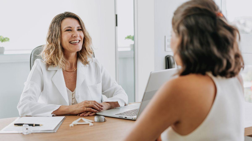 Personalización y seguimiento: claves de adherencia en programas modernos.