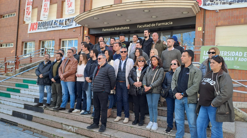 Acto de VOX en el campus de Álava