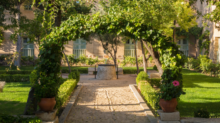 Jardín en el Hotel Pardor de Almagro, en Castilla-La Mancha