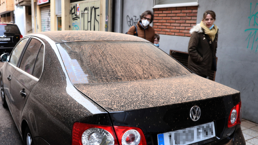 La ciudad de Palencia, cubierta de polvo procedente de África