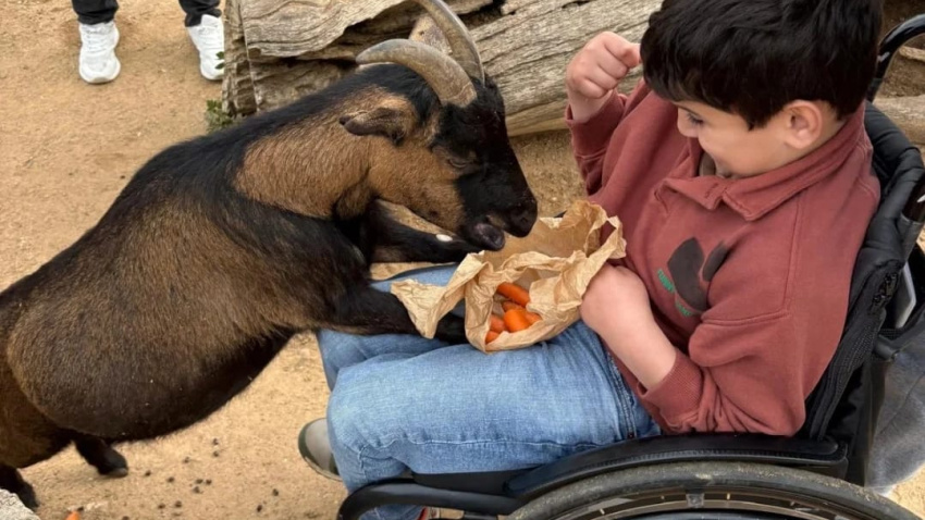 Gonzalo, un niño de 11 años con una enfermedad rara